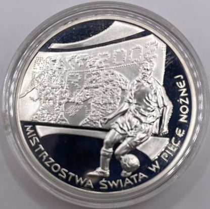Moneta 10 zł MŚ. w piłce nożnej Korea-Japonia 2002 r.